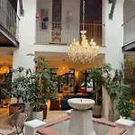 Old Reborn As An Elegant Getaway With Pool Ferienhaus Garrevaques