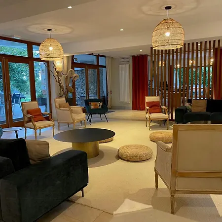 Old Reborn As An Elegant Getaway With Pool Ferienhaus Garrevaques