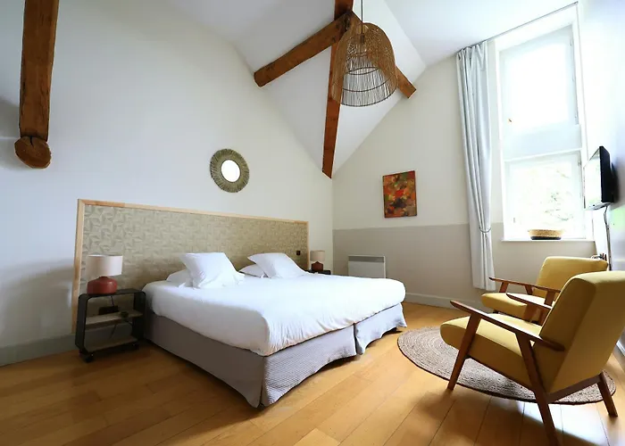 Old Reborn As An Elegant Getaway With Pool Dom wakacyjny Garrevaques