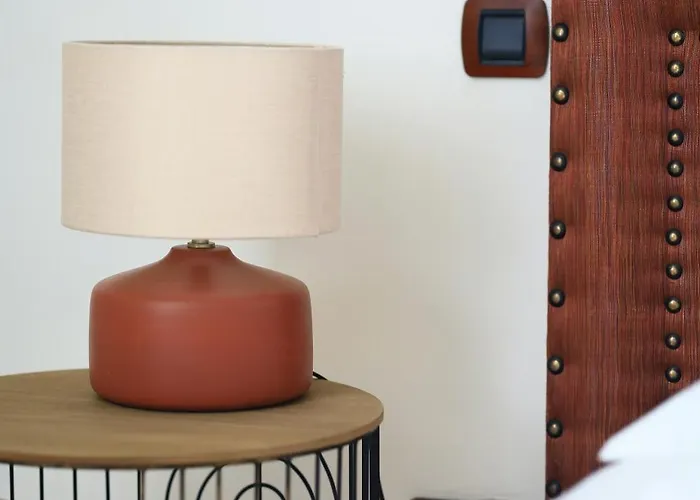 Old Reborn As An Elegant Getaway With Pool Dom wakacyjny