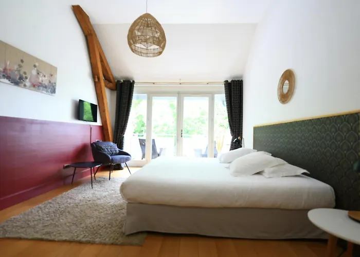 Old Reborn As An Elegant Getaway With Pool