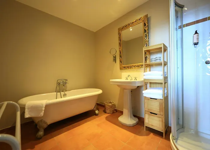 Old Reborn As An Elegant Getaway With Pool