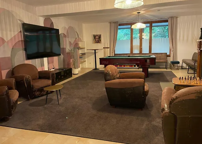 Old Reborn As An Elegant Getaway With Pool * Garrevaques